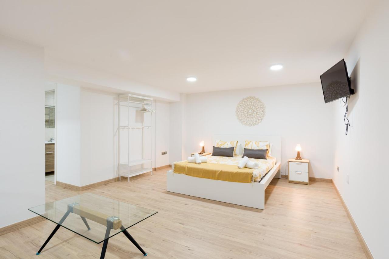 Duplex Cienfuegos II & Old Town By Ele Apartments Malaga Zewnętrze zdjęcie